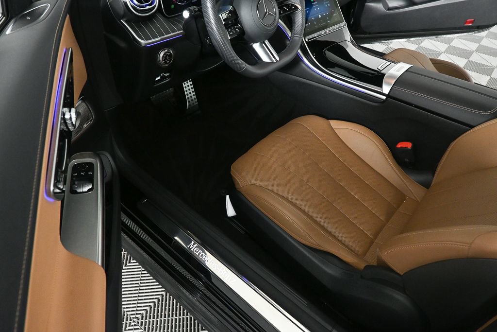 Certified 2026 Mercedes-Benz CLE 300 4MATIC Coupe image 7