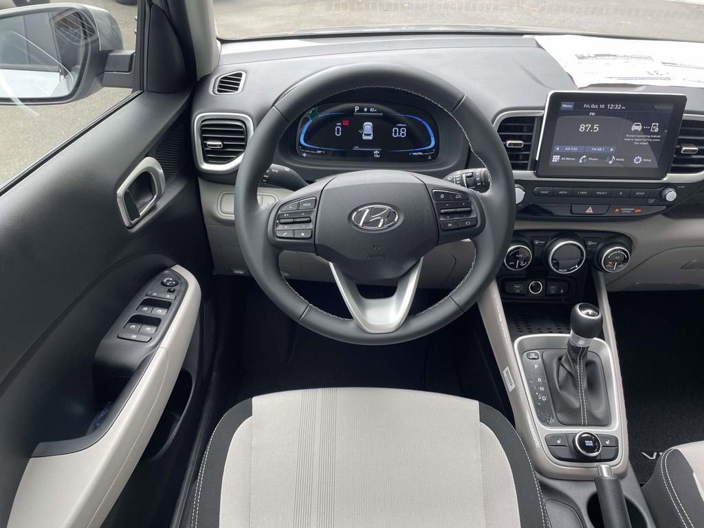 New 2026 Hyundai Venue SEL image 11