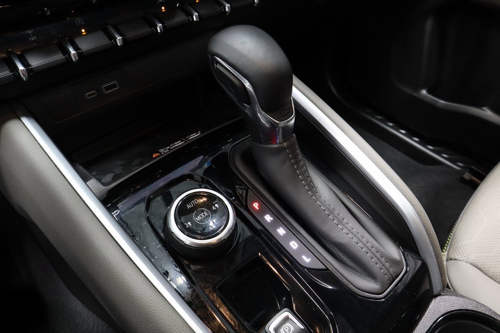 Used 2026 Chevrolet Colorado ZR2 w/ Technology Package image 33