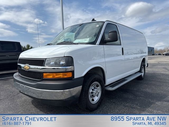 Used 2024 Chevrolet Express 2500 w/ Driver Convenience Package image 7