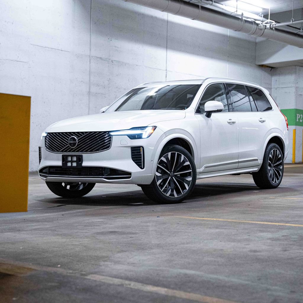 New 2026 Volvo XC90 B6 Ultra w/ Protection Package Premier AWD/4WD image 1