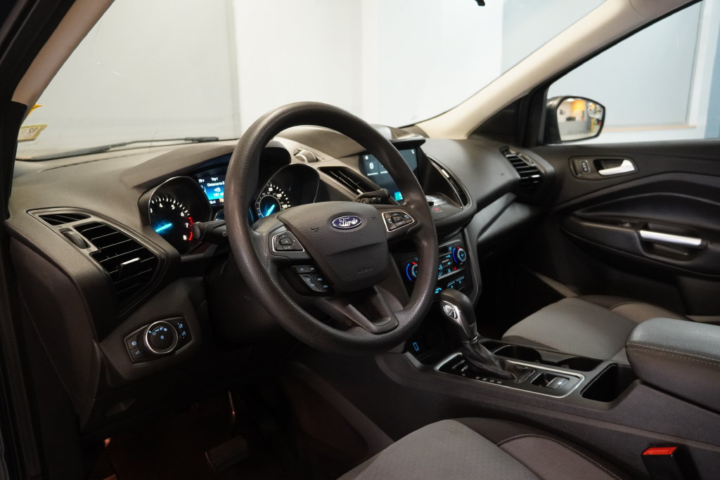 Used 2019 Ford Escape SE AWD/4WD image 6