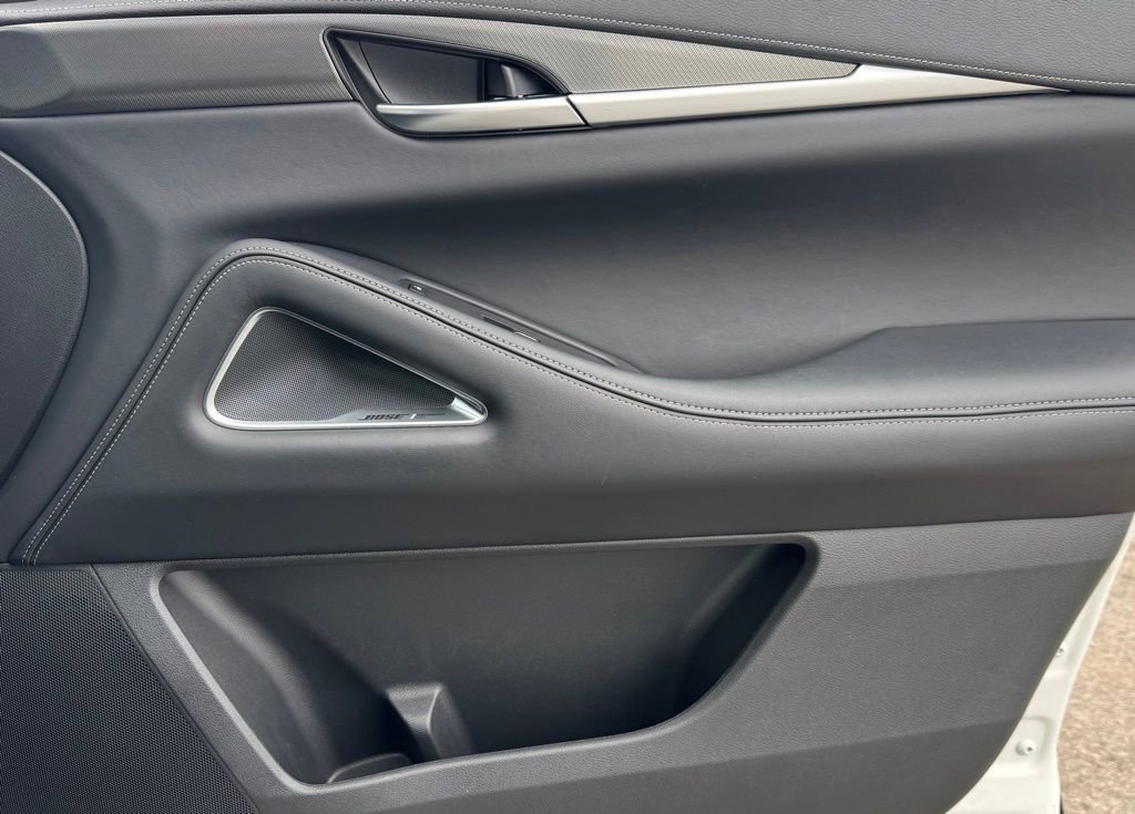 Used 2025 INFINITI QX60 Luxe w/ Black Edition image 27