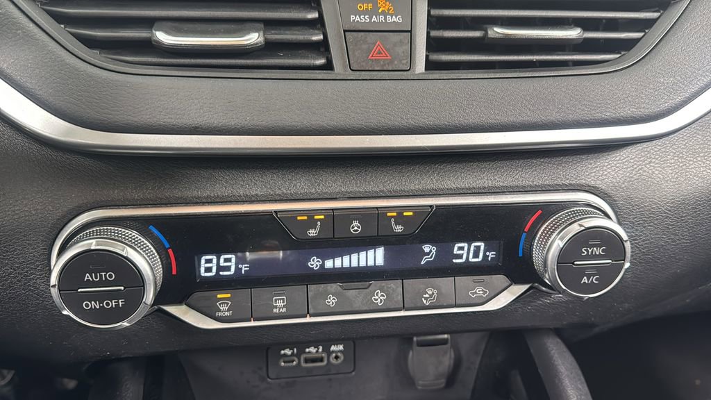 Used 2020 Nissan Altima 2.5 SV image 24