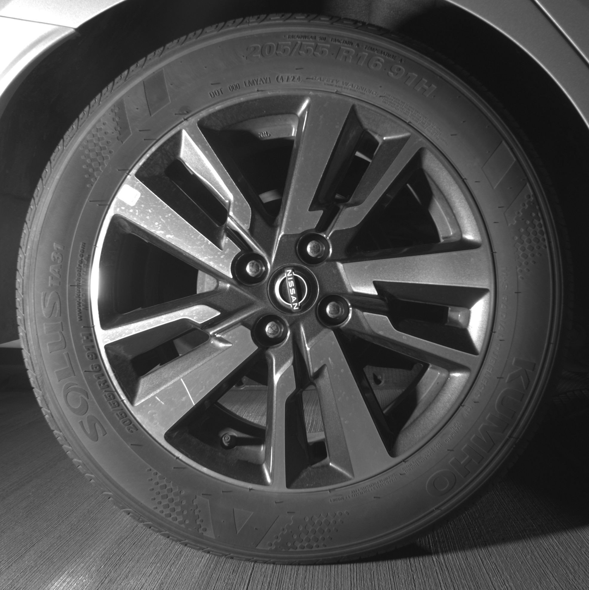 Used 2025 Nissan Versa SV image 15