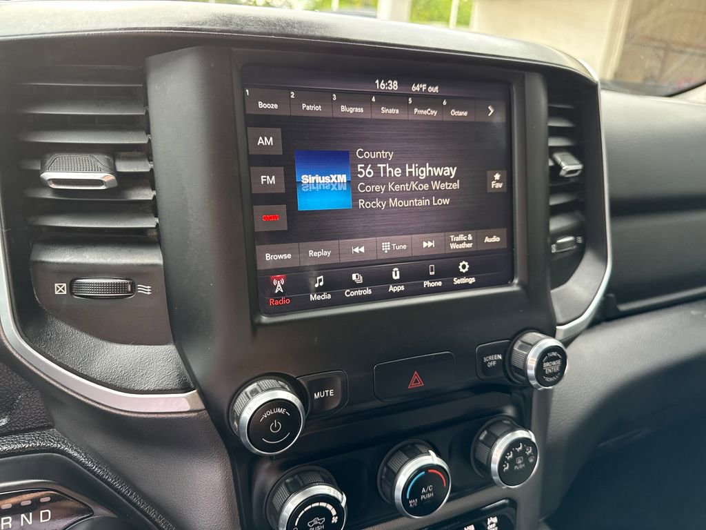 Used 2019 RAM 1500 Big Horn AWD/4WD image 18