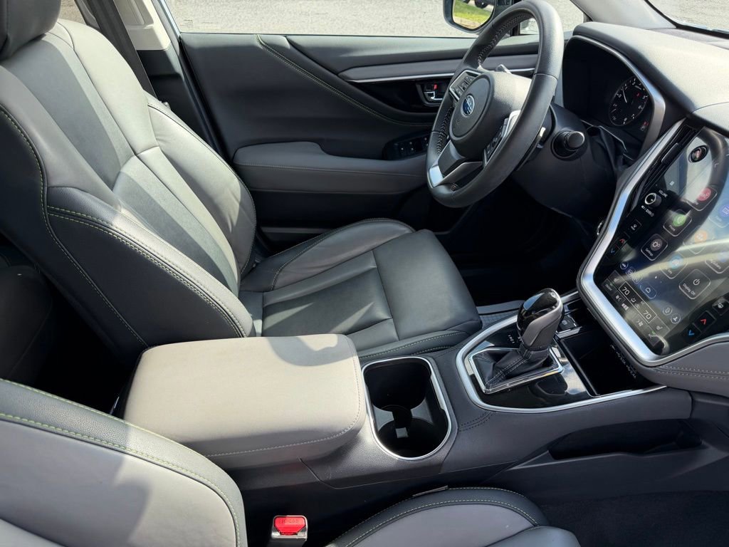 Used 2023 Subaru Outback Onyx Edition image 17