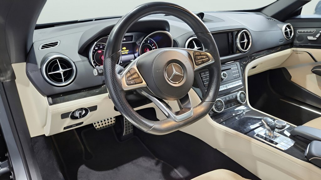 Used 2017 Mercedes-Benz SL 450 image 14