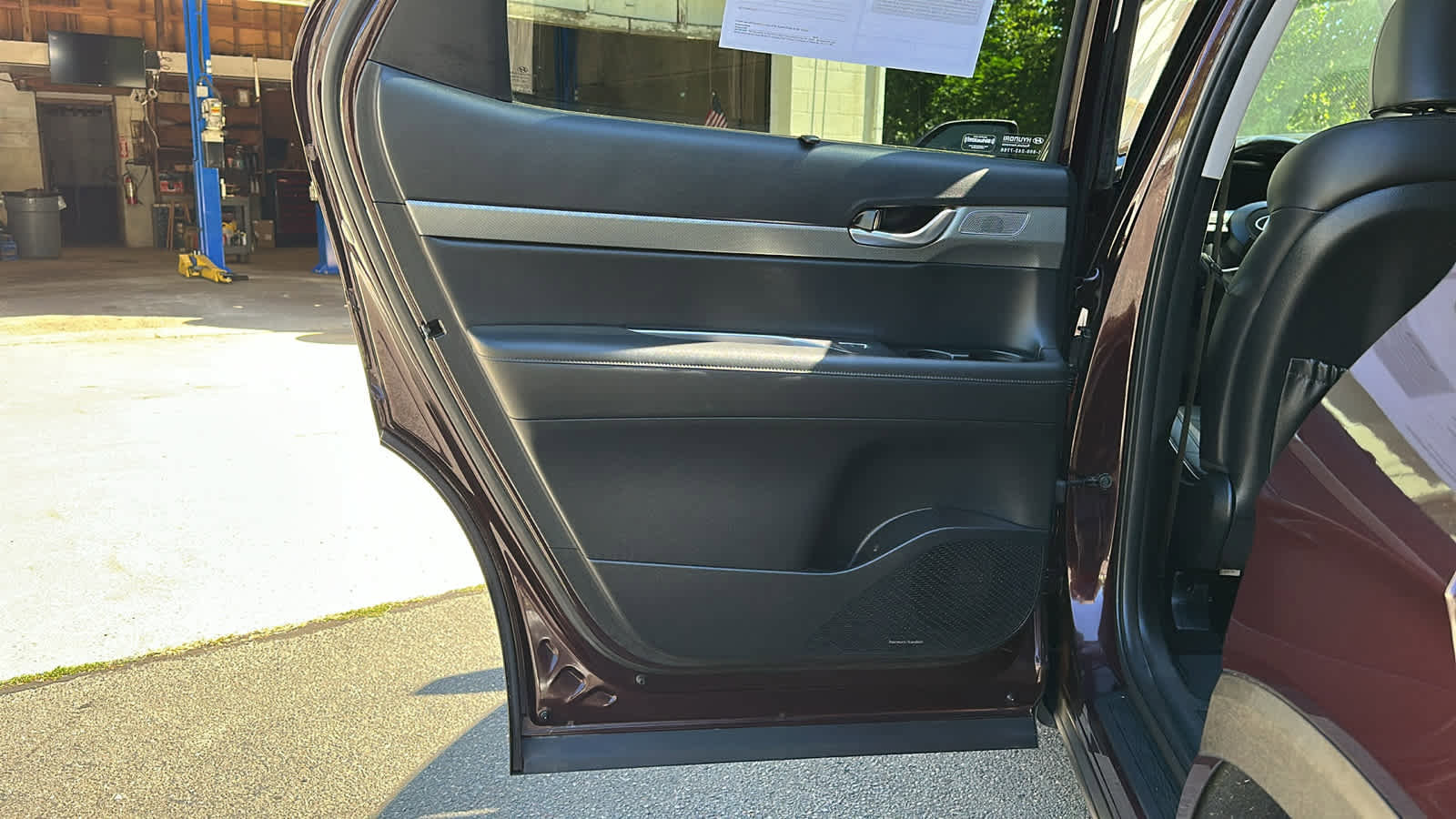 Used 2024 Hyundai Palisade SEL w/ Premium Package image 24