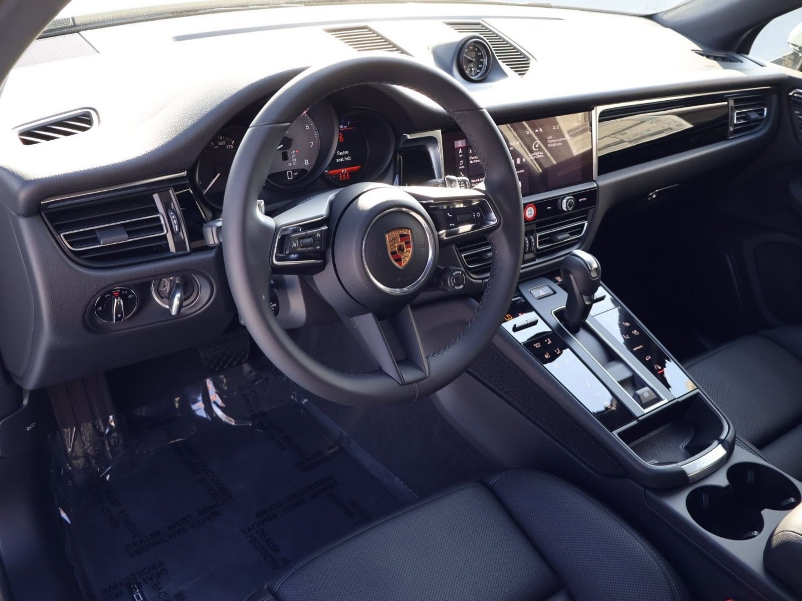 New 2026 Porsche Macan S AWD/4WD image 4