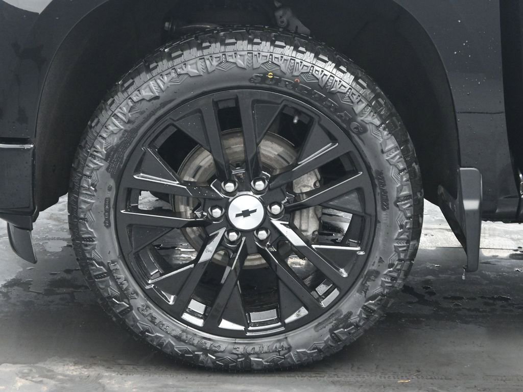 Used 2023 Chevrolet Silverado 1500 RST AWD/4WD image 31