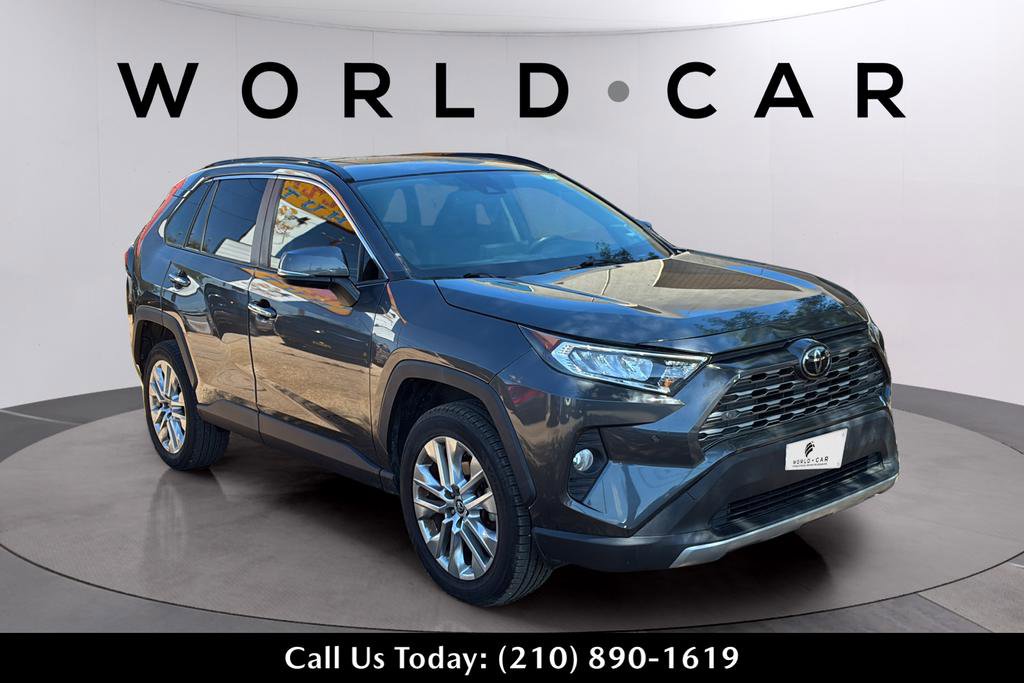 Used 2019 Toyota RAV4 Limited FWD image 16
