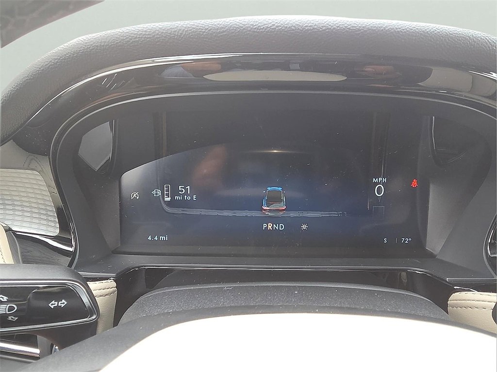 New 2026 Lincoln Corsair Premiere image 18