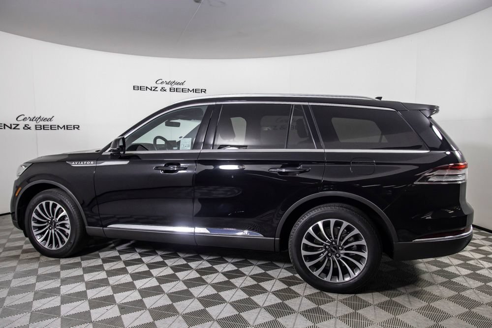Used 2023 Lincoln Aviator Reserve w/ Equipment Group 201A AWD/4WD image 11