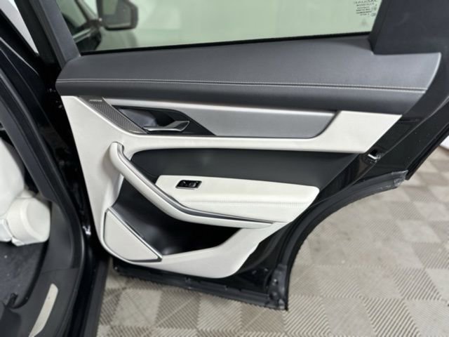 New 2026 Jaguar F-PACE R-Dynamic S image 19