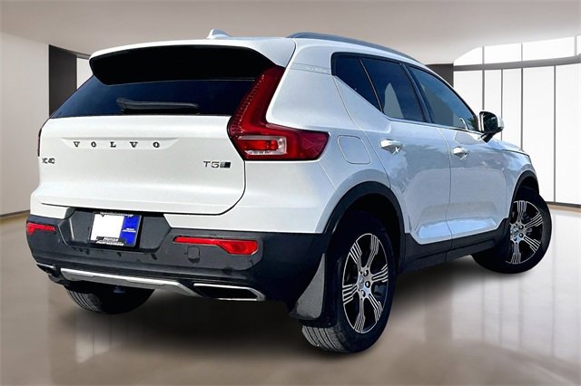 Used 2020 Volvo XC40 T5 Inscription image 6