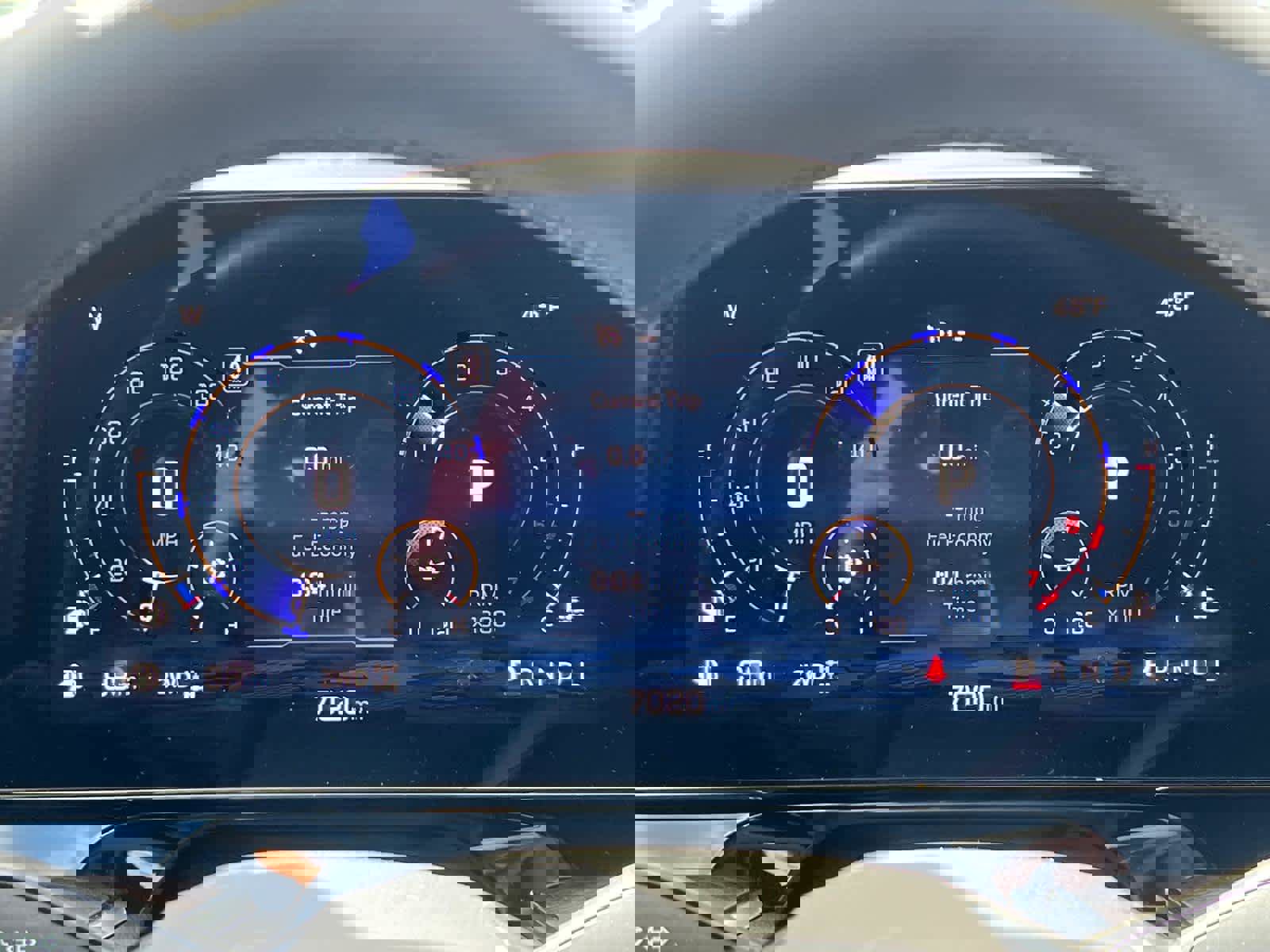 Certified 2025 Chevrolet Suburban Premier w/ Sun And Tow Package image 17