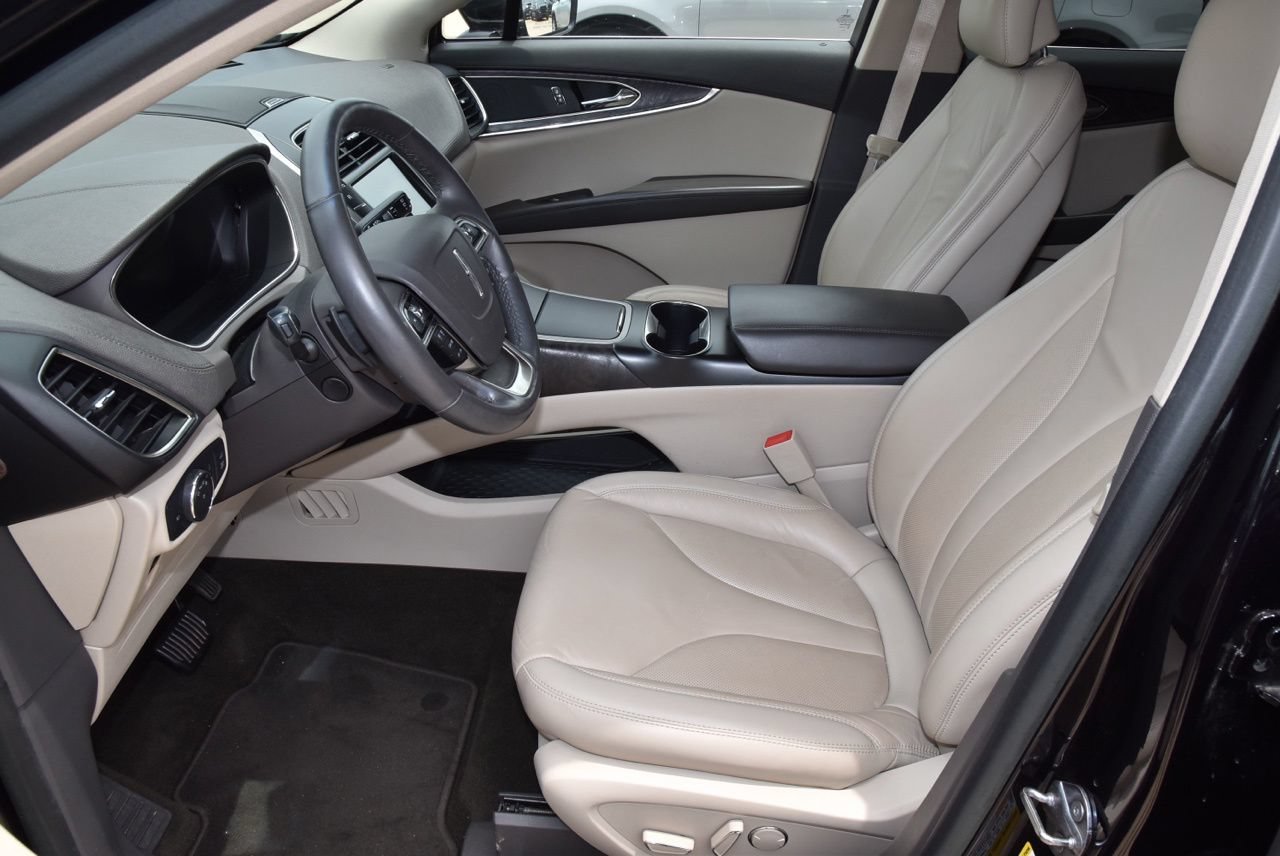 Used 2019 Lincoln Nautilus Select FWD image 12