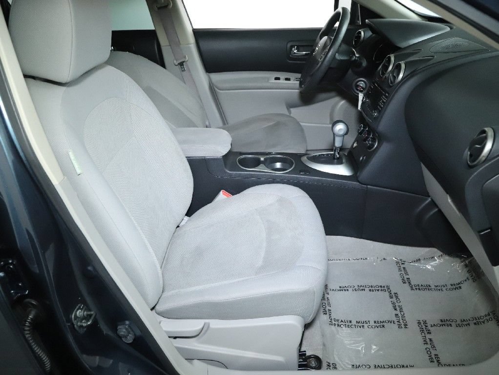 Used 2014 Nissan Rogue S w/ Convenience Package AWD/4WD image 33
