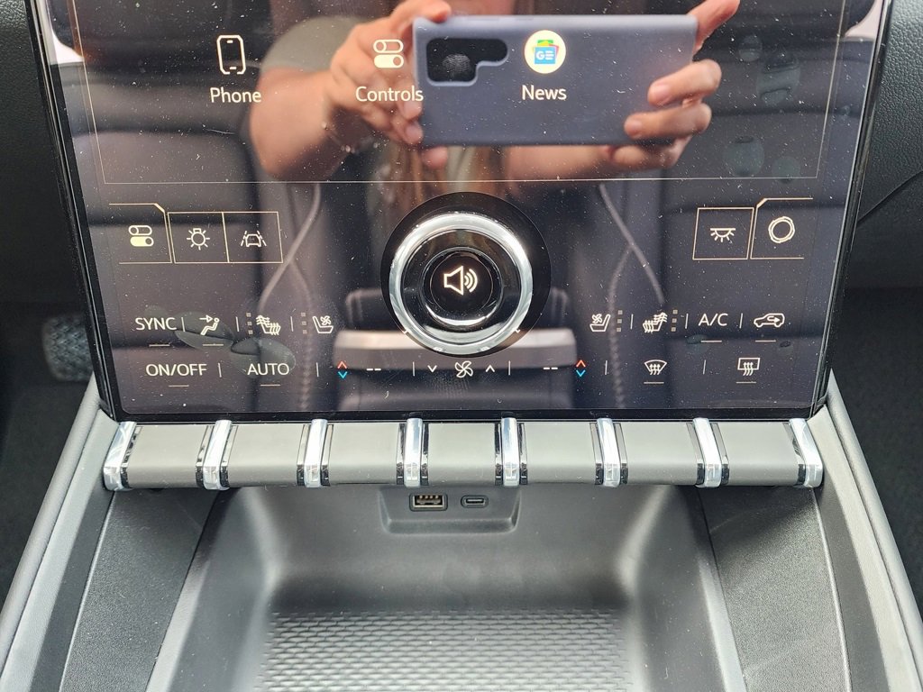 New 2026 GMC Terrain Denali image 30