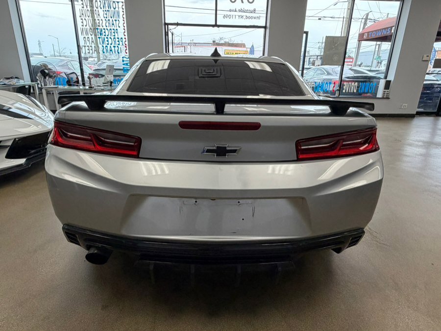 Used 2018 Chevrolet Camaro SS image 14