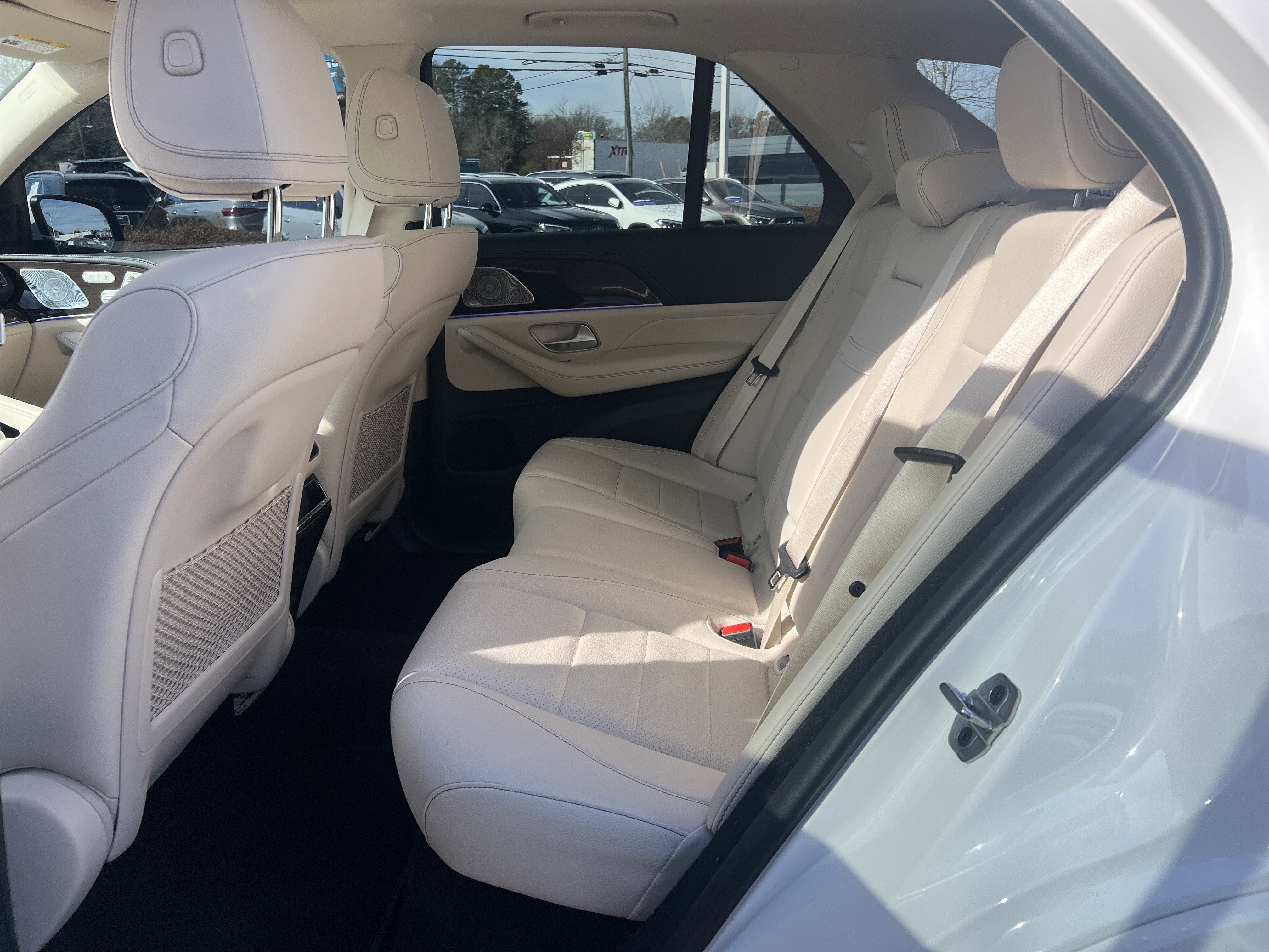 Certified 2024 Mercedes-Benz GLE 450e 4MATIC image 32