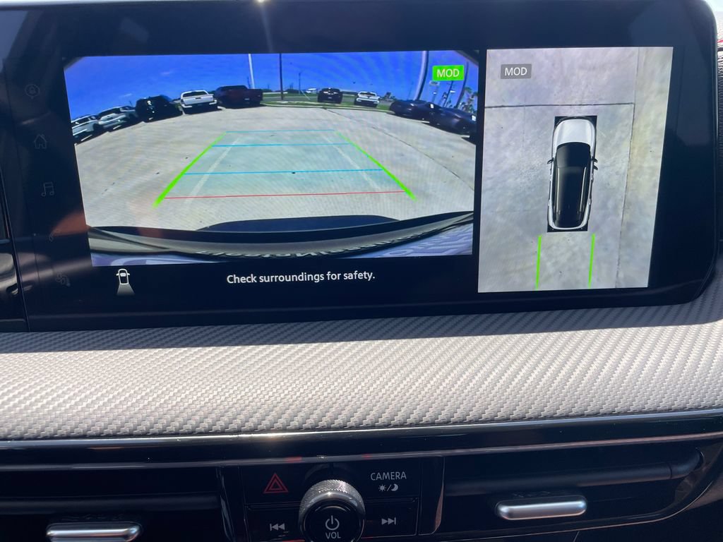 Certified 2025 Nissan Kicks SR FWD image 20