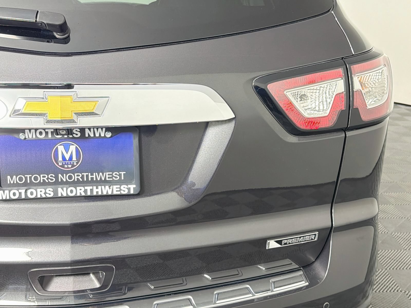 Used 2017 Chevrolet Traverse Premier AWD/4WD image 26