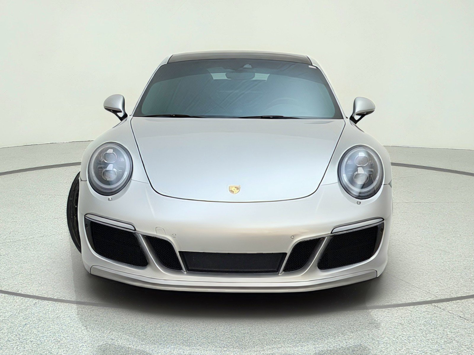Used 2017 Porsche 911 Carrera GTS RWD image 5
