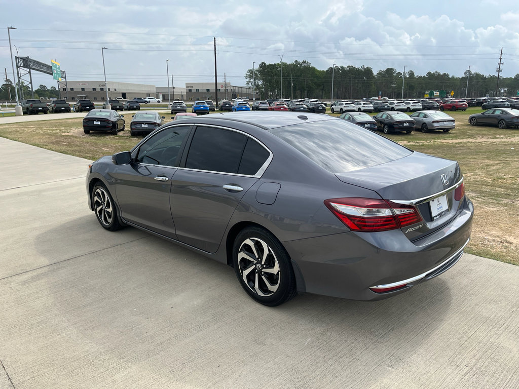 Used 2016 Honda Accord EX image 6