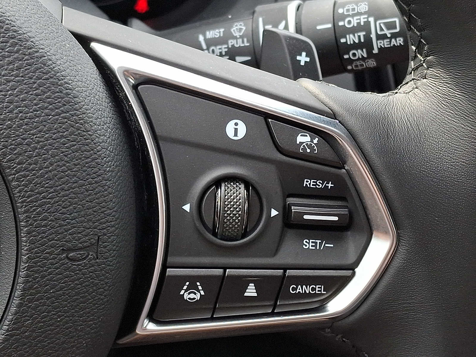 Certified 2026 Acura RDX w/ Technology Package AWD/4WD image 24