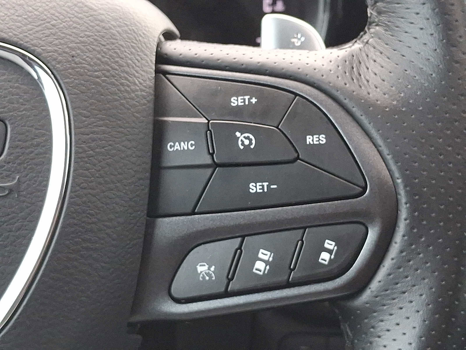 Used 2023 Dodge Durango R/T image 24