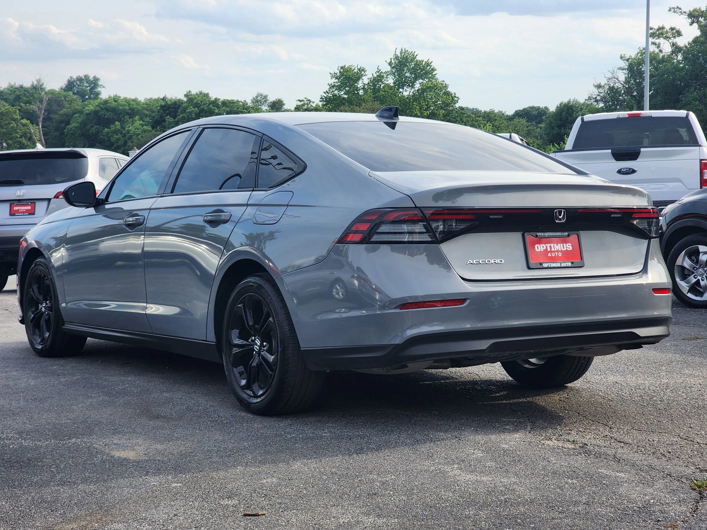 Used 2025 Honda Accord SE image 5