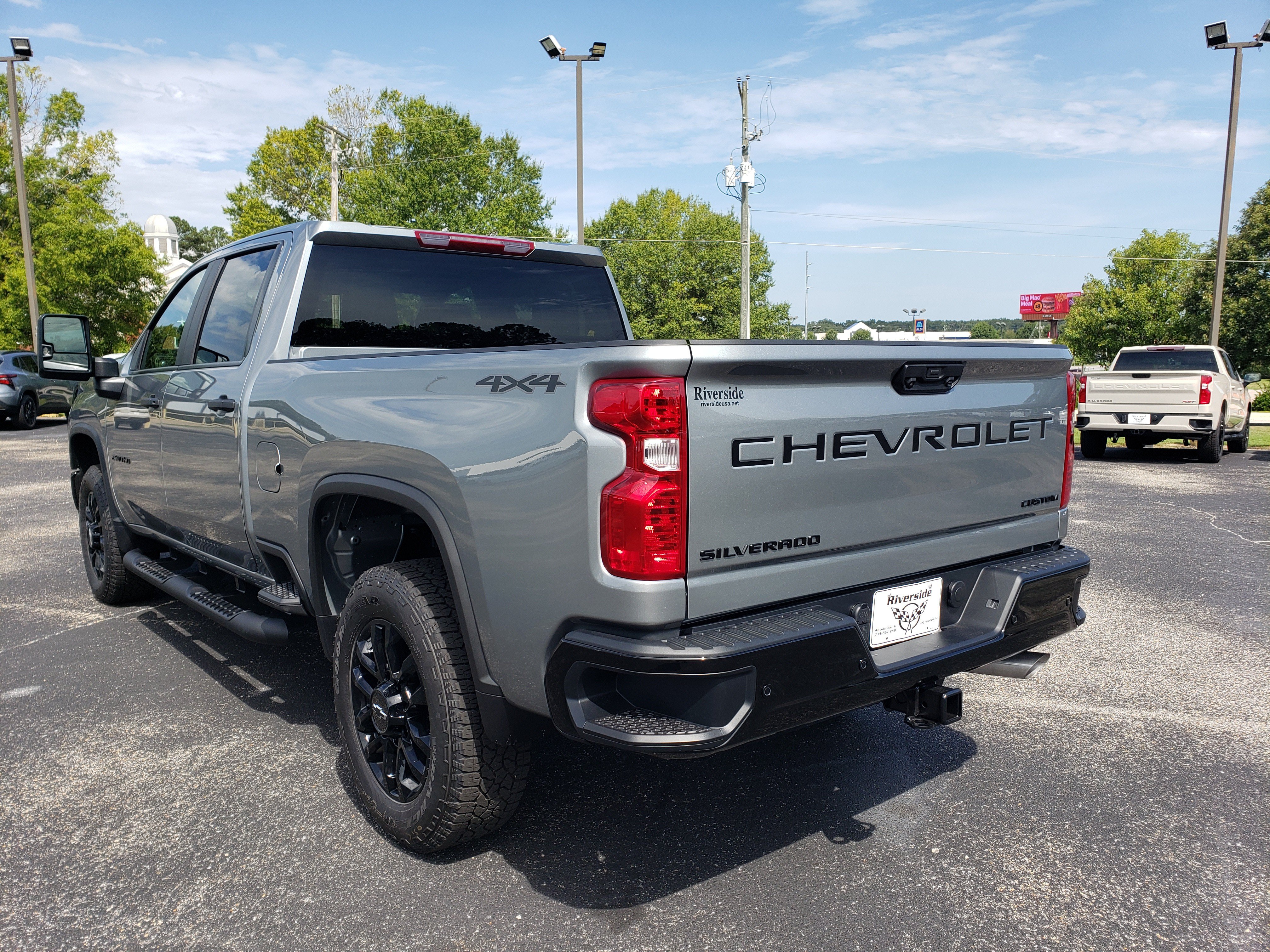 New 2026 Chevrolet Silverado 2500 Custom w/ Custom Value Package AWD/4WD image 4