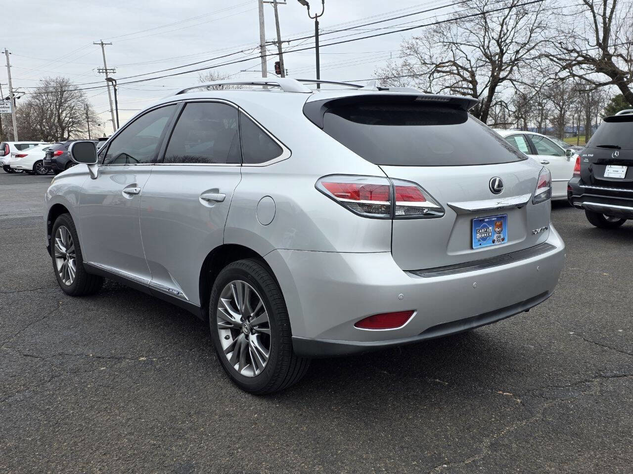 Used 2013 Lexus RX 450h Base AWD 4dr SUV w/ Navigation Pkg image 5