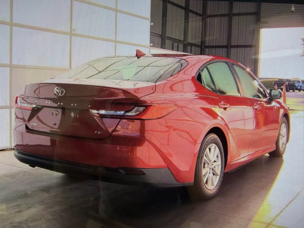 Used 2025 Toyota Camry LE FWD image 3