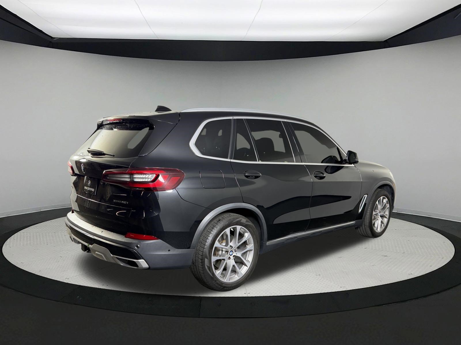 Used 2021 BMW X5 xDrive40i w/ Convenience Package AWD/4WD image 4