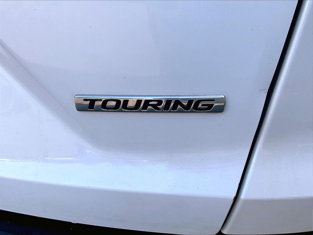 Used 2018 Honda CR-V Touring image 29