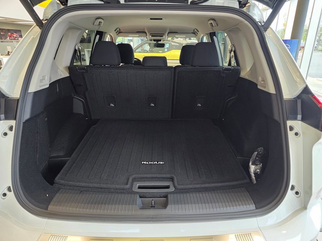 New 2026 Nissan Rogue SV AWD/4WD image 11