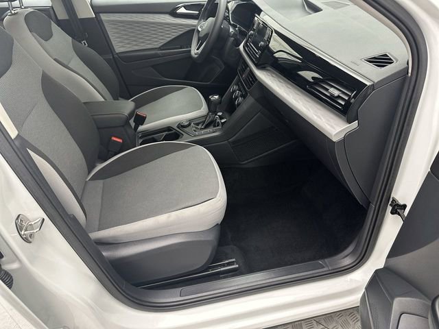 Used 2023 Volkswagen Taos S image 23