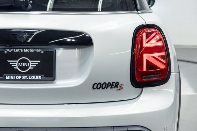 Certified 2023 MINI Cooper S FWD image 8