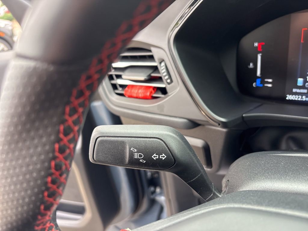 Used 2024 Ford Escape ST-Line image 15