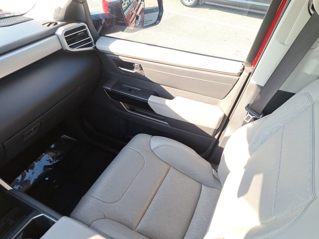 Used 2024 Toyota Tundra Limited image 12