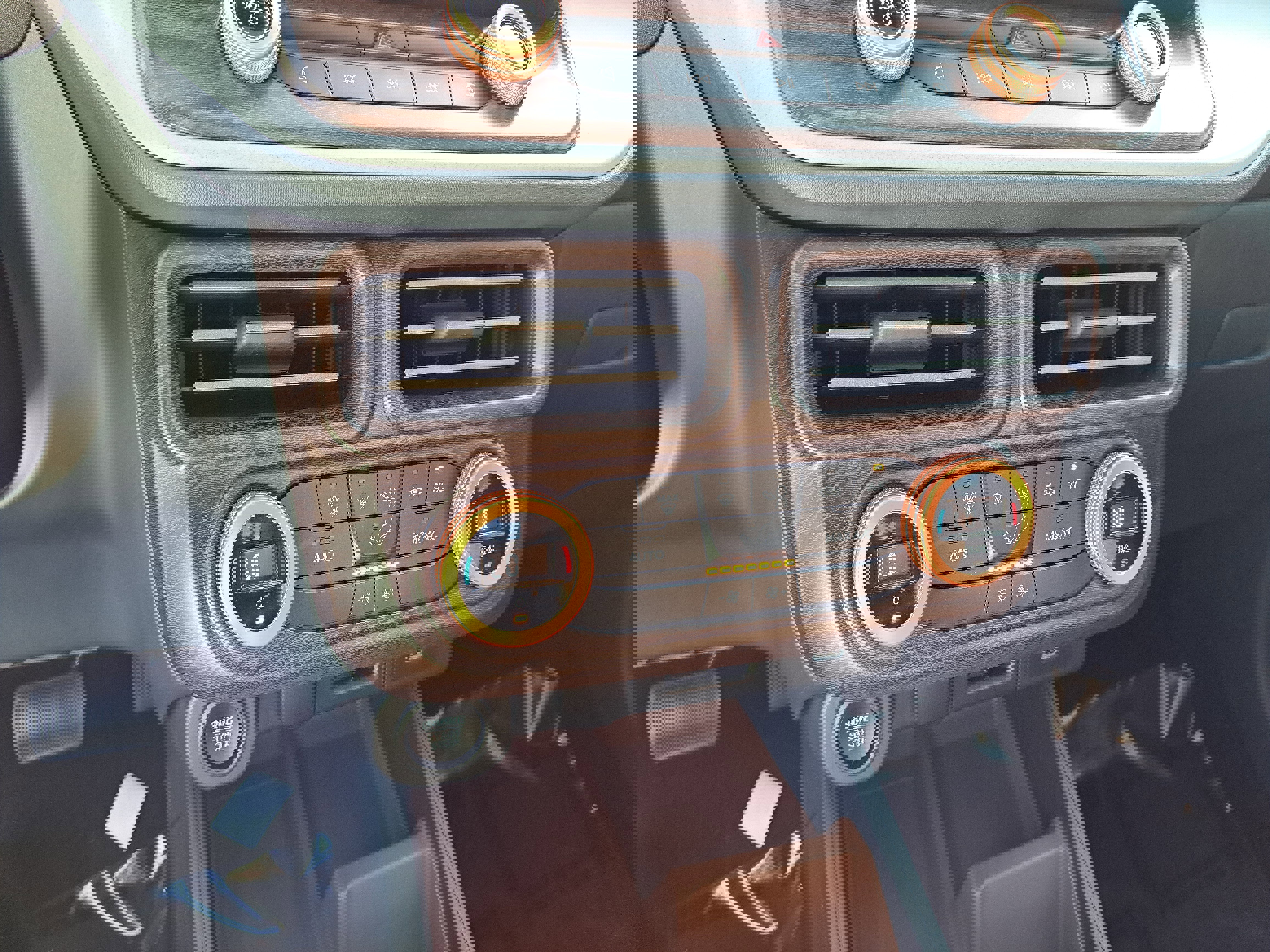 Used 2022 Ford Maverick Lariat w/ Equipment Group 500A Standard image 18