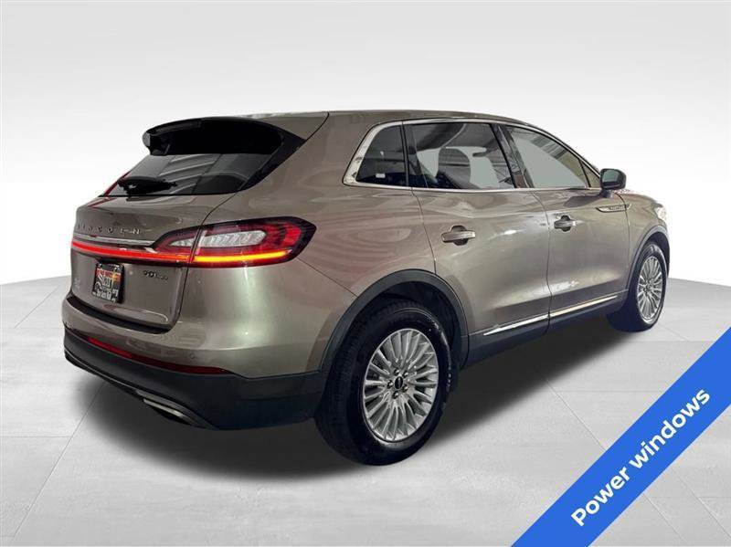 Used 2019 Lincoln Nautilus Premier image 5