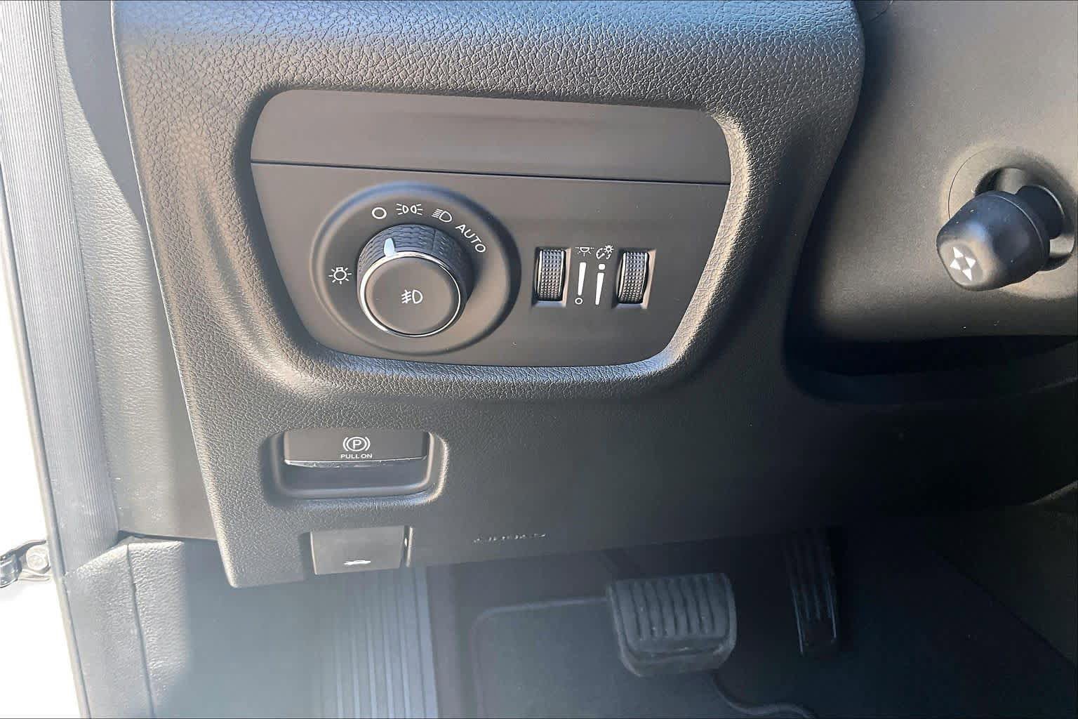New 2026 Jeep Grand Cherokee Limited AWD/4WD image 19