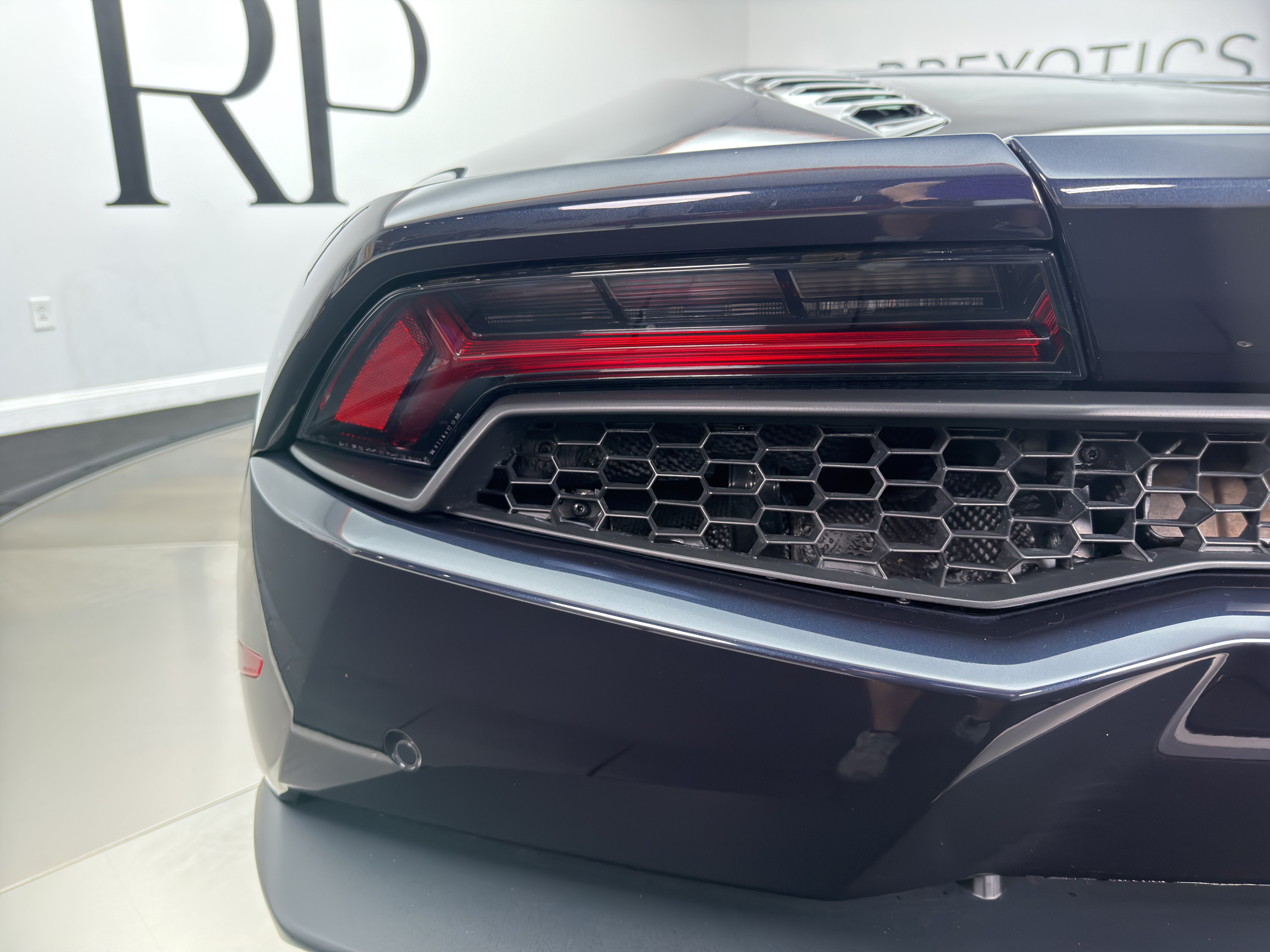 Used 2015 Lamborghini Huracan LP 610-4 AWD/4WD image 12