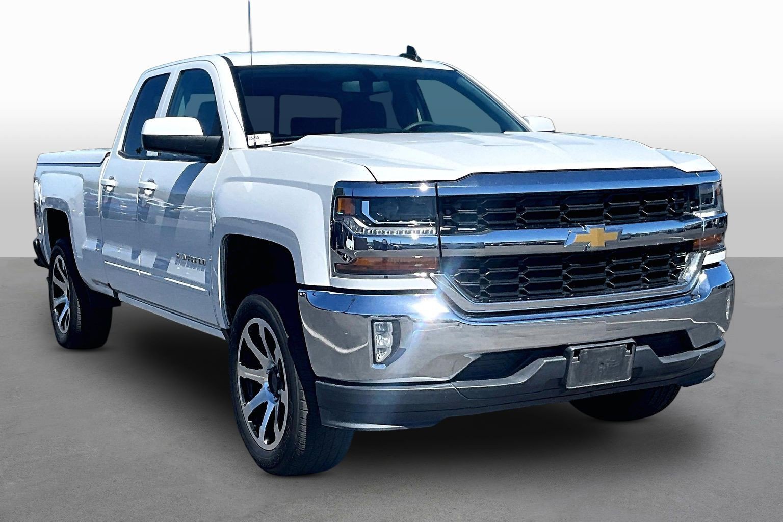 Used 2017 Chevrolet Silverado 1500 LT w/ All Star Edition RWD image 10
