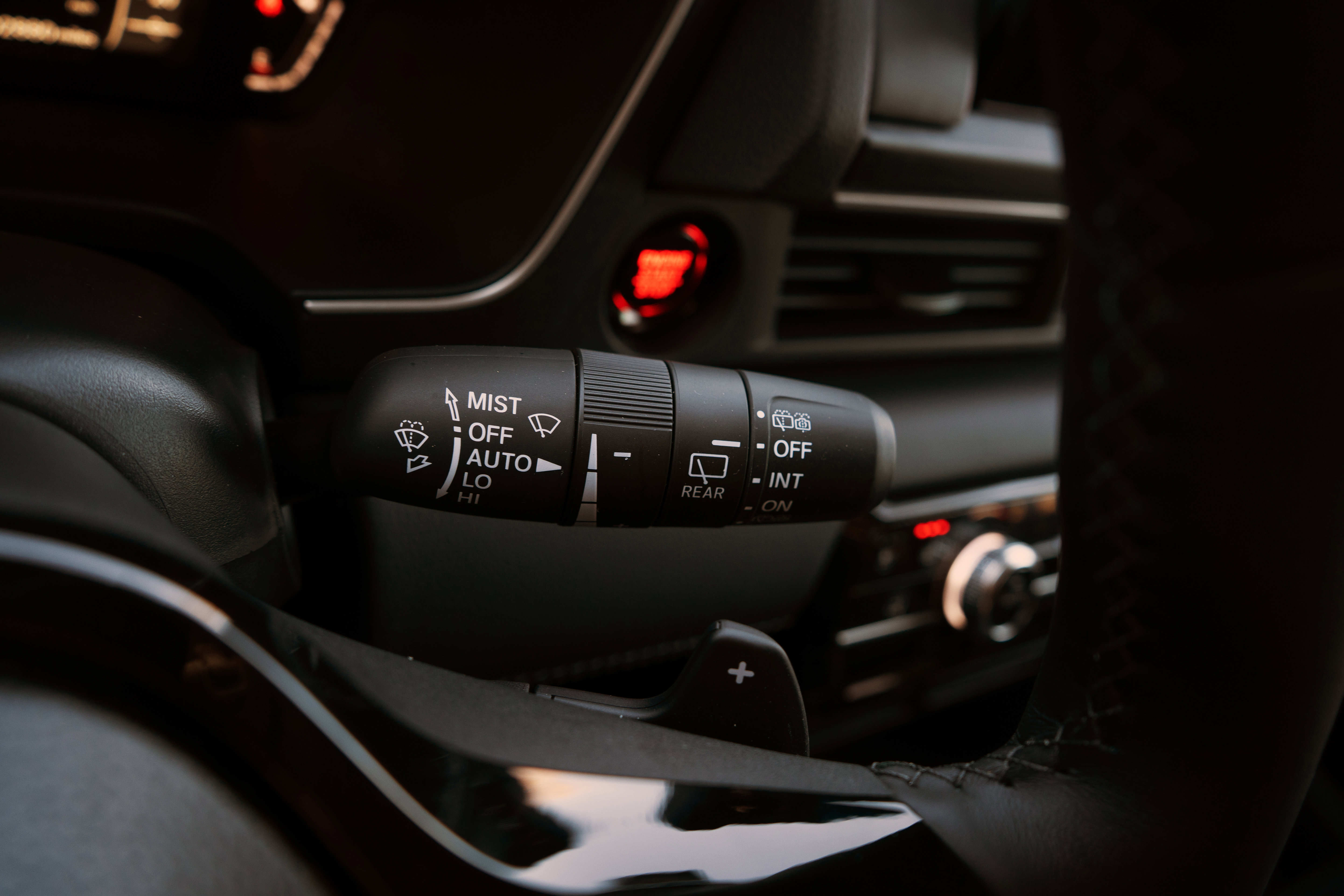 Used 2025 Honda Pilot Elite image 25