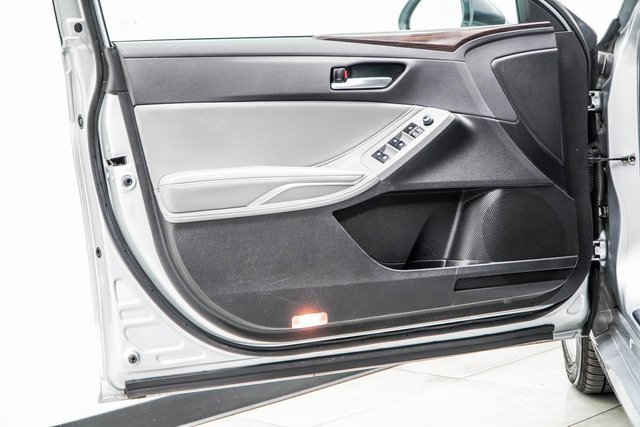 Used 2021 Toyota Avalon XLE w/ Moonroof Package image 44